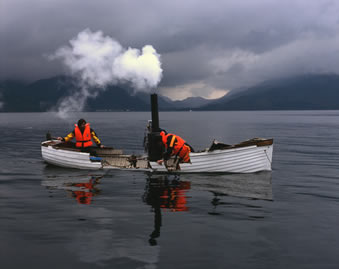Simon Starling, Autoxylopyrocycloboros, 2006